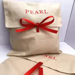 Cream Color Twill Cotton Envelope Pearl Handbag Bag With Red Ribbon Bow Wholesale Luxury Cotton Packaging Flap Pouch for Hoodies